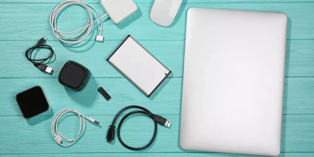Essential Laptop Accessories for Better Productivity Essential Laptop Accessories for Better Productivity
