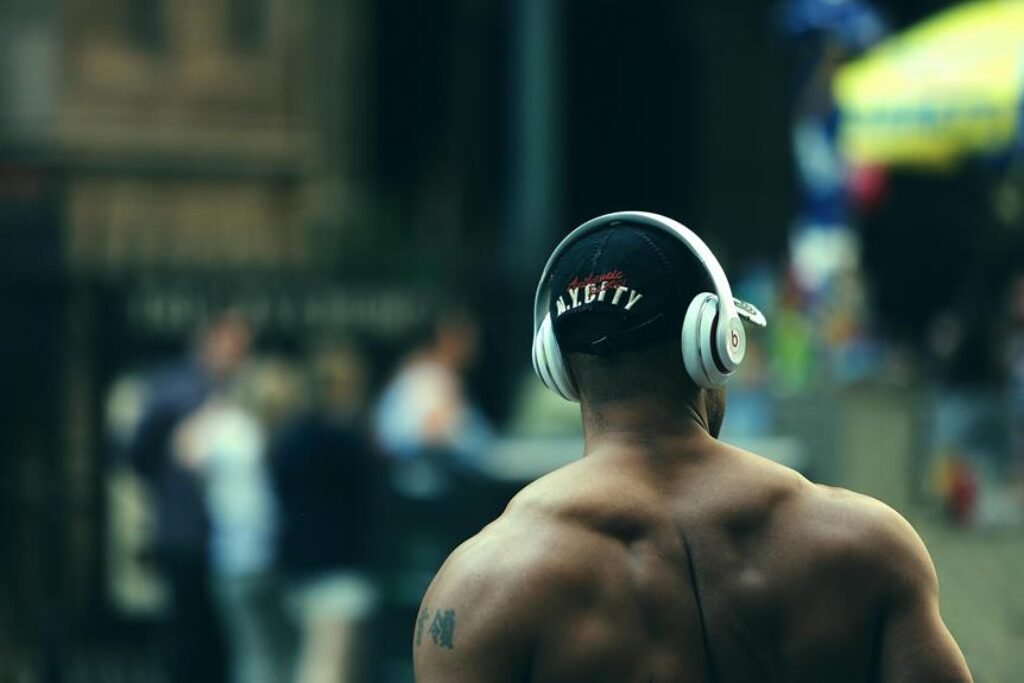 What Are the Benefits of Open-Back Headphones? What Are the Benefits of Open-Back Headphones?