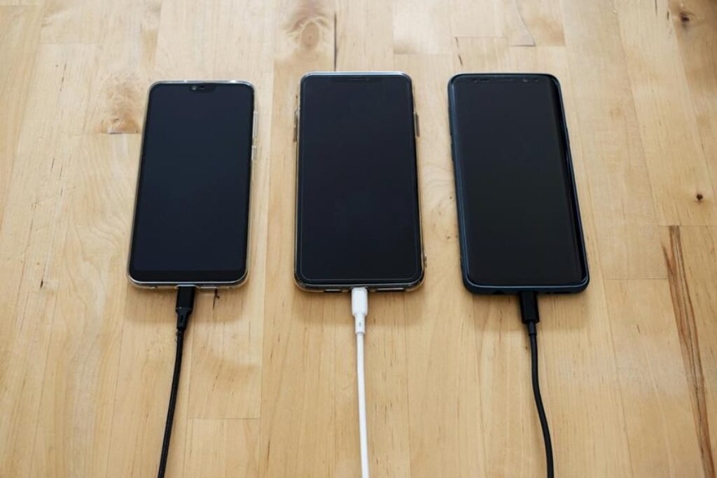 Which Smartphones Have the Best Battery Life? Which Smartphones Have the Best Battery Life?